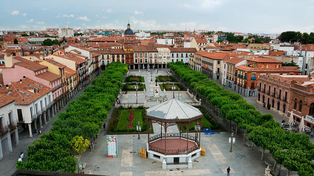 Guía de Alcalá de Henares: Descubre su Historia y Atractivos Turísticos - Guía Star